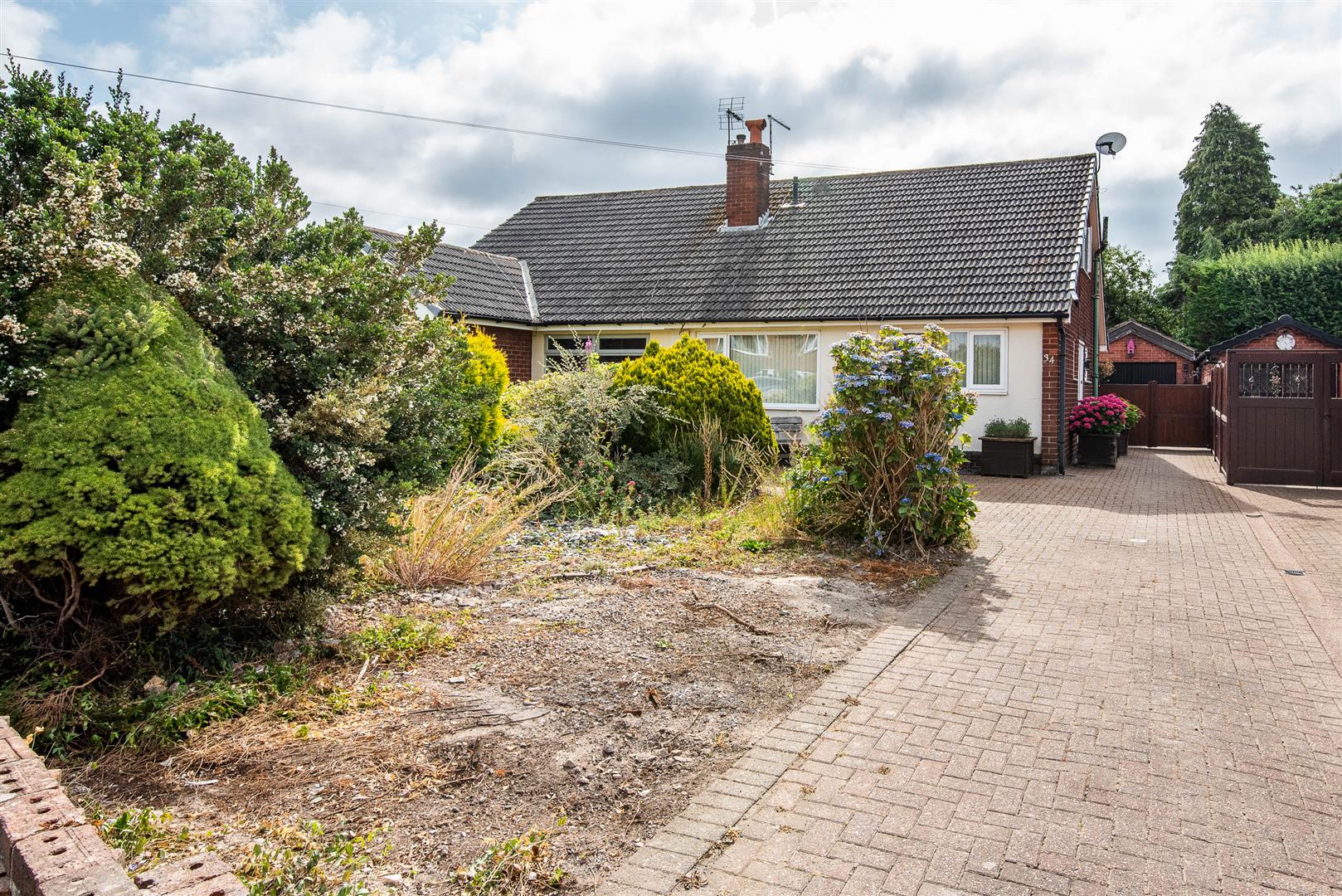 Lever House Lane, Leyland